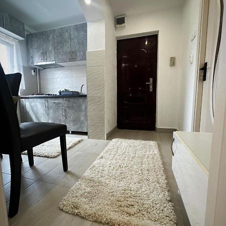 Apartament Dya Hateg 9 Exterior foto